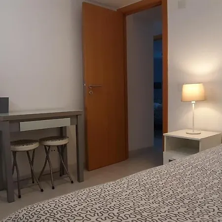 Chalet Ludovina Гостевой дом Эшторил